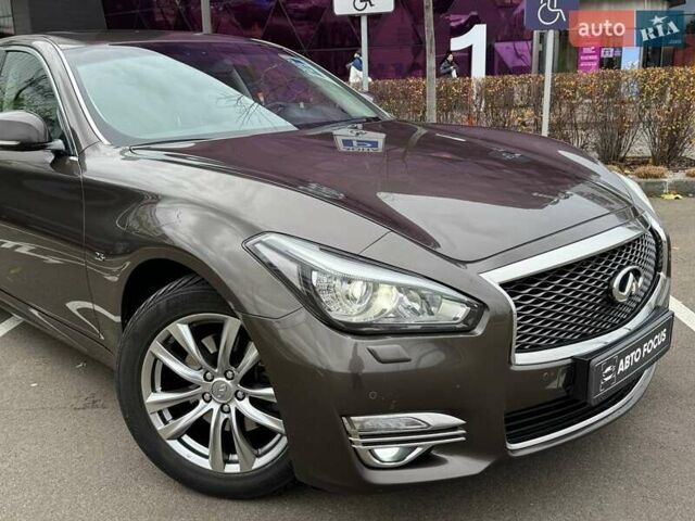 Коричневий Інфініті Q70, об'ємом двигуна 2.5 л та пробігом 146 тис. км за 23990 $, фото 1 на Automoto.ua