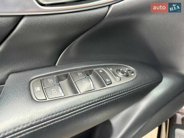 Коричневий Інфініті Q70, об'ємом двигуна 2.5 л та пробігом 146 тис. км за 23990 $, фото 15 на Automoto.ua