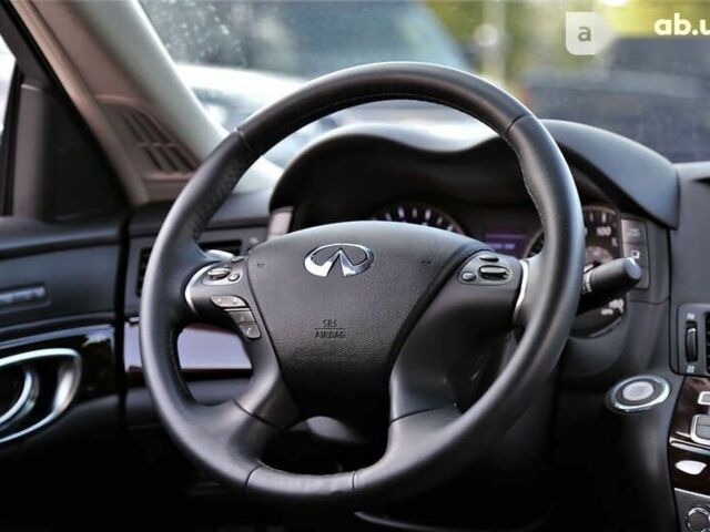 Инфинити Q70, объемом двигателя 3.7 л и пробегом 96 тыс. км за 23400 $, фото 16 на Automoto.ua
