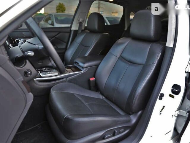 Инфинити Q70, объемом двигателя 3.7 л и пробегом 96 тыс. км за 23400 $, фото 8 на Automoto.ua