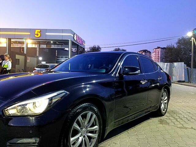 Инфинити Q70, объемом двигателя 2.2 л и пробегом 147 тыс. км за 16500 $, фото 4 на Automoto.ua