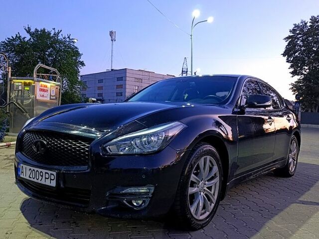 Инфинити Q70, объемом двигателя 2.2 л и пробегом 147 тыс. км за 16500 $, фото 1 на Automoto.ua