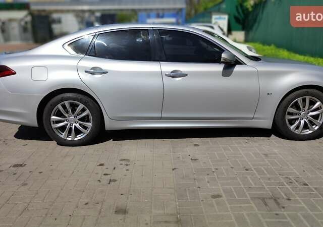Инфинити Q70, объемом двигателя 3.7 л и пробегом 160 тыс. км за 18500 $, фото 6 на Automoto.ua