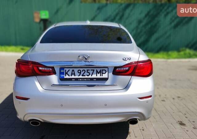 Инфинити Q70, объемом двигателя 3.7 л и пробегом 160 тыс. км за 18500 $, фото 3 на Automoto.ua