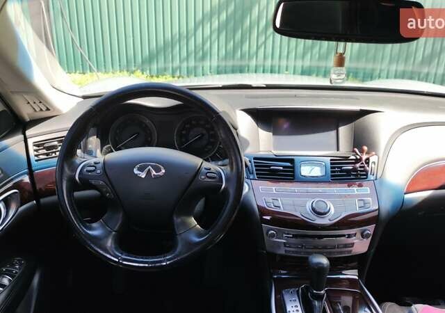 Инфинити Q70, объемом двигателя 3.7 л и пробегом 160 тыс. км за 18500 $, фото 7 на Automoto.ua