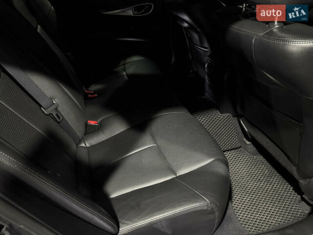 Серый Инфинити Q70, объемом двигателя 2.99 л и пробегом 192 тыс. км за 21999 $, фото 29 на Automoto.ua