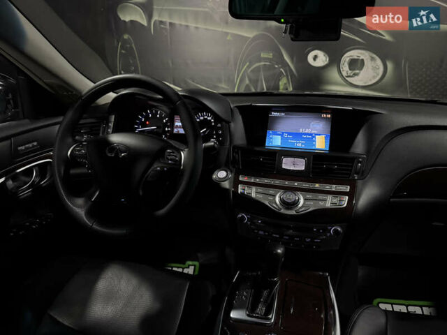 Серый Инфинити Q70, объемом двигателя 2.99 л и пробегом 192 тыс. км за 21999 $, фото 36 на Automoto.ua