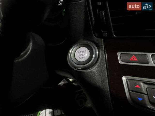 Серый Инфинити Q70, объемом двигателя 2.99 л и пробегом 192 тыс. км за 21499 $, фото 39 на Automoto.ua