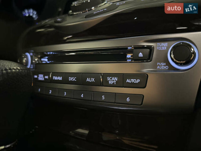 Сірий Інфініті Q70, об'ємом двигуна 3.7 л та пробігом 83 тис. км за 24000 $, фото 21 на Automoto.ua