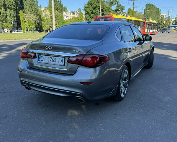 Сірий Інфініті Q70, об'ємом двигуна 3.7 л та пробігом 173 тис. км за 21500 $, фото 1 на Automoto.ua