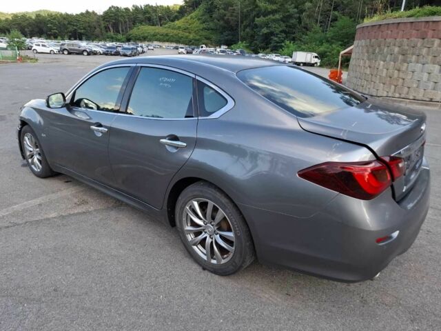 Сірий Інфініті Q70, об'ємом двигуна 3 л та пробігом 215 тис. км за 3100 $, фото 5 на Automoto.ua