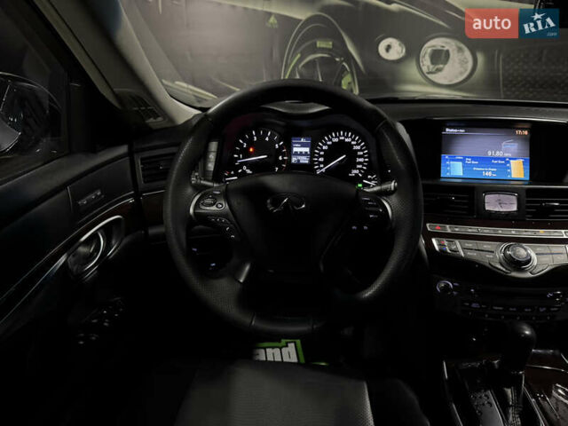 Серый Инфинити Q70, объемом двигателя 2.99 л и пробегом 192 тыс. км за 21499 $, фото 35 на Automoto.ua