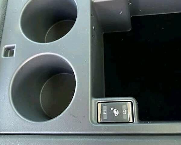 Серый Инфинити Q70, объемом двигателя 3.7 л и пробегом 112 тыс. км за 16500 $, фото 8 на Automoto.ua