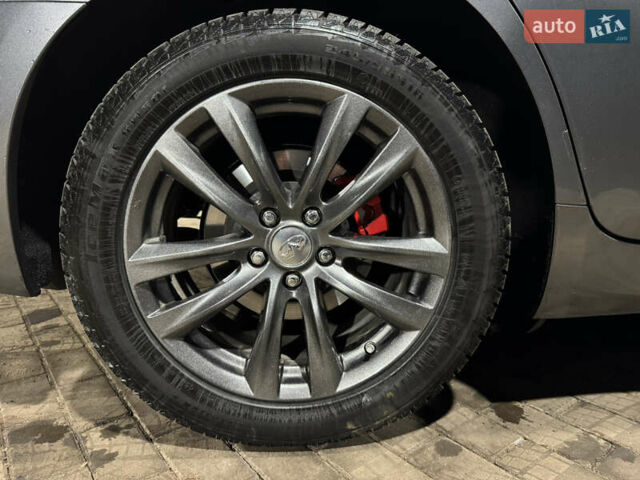 Серый Инфинити Q70, объемом двигателя 2.99 л и пробегом 192 тыс. км за 21999 $, фото 41 на Automoto.ua