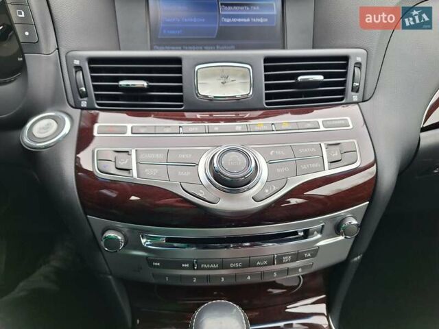 Сірий Інфініті Q70, об'ємом двигуна 2.1 л та пробігом 169 тис. км за 18900 $, фото 26 на Automoto.ua