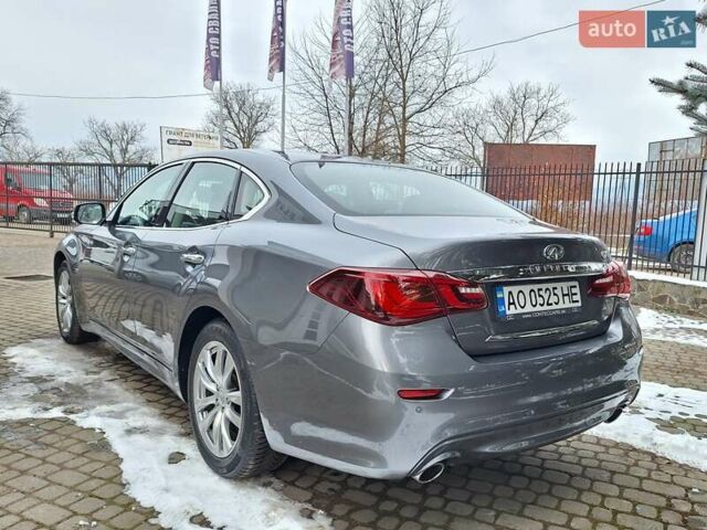 Сірий Інфініті Q70, об'ємом двигуна 2.1 л та пробігом 169 тис. км за 18900 $, фото 8 на Automoto.ua