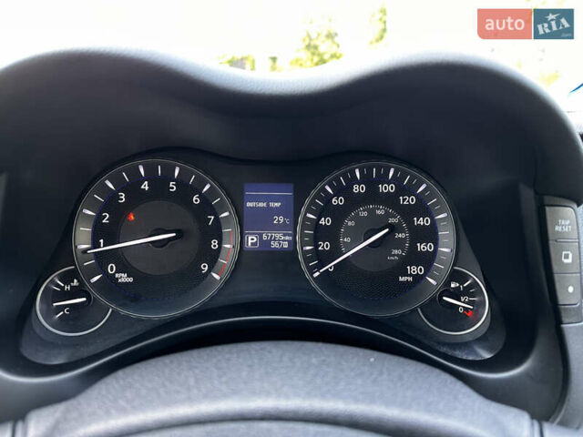 Серый Инфинити Q70, объемом двигателя 3.7 л и пробегом 110 тыс. км за 21500 $, фото 9 на Automoto.ua