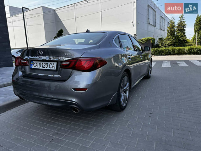 Серый Инфинити Q70, объемом двигателя 3.7 л и пробегом 110 тыс. км за 21500 $, фото 6 на Automoto.ua