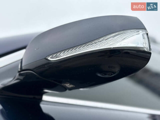 Синій Інфініті Q70, об'ємом двигуна 3.7 л та пробігом 91 тис. км за 15300 $, фото 10 на Automoto.ua