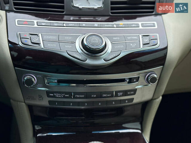 Синій Інфініті Q70, об'ємом двигуна 3.7 л та пробігом 91 тис. км за 15300 $, фото 22 на Automoto.ua