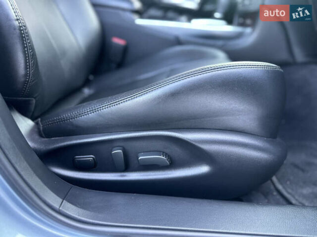 Синій Інфініті Q70, об'ємом двигуна 3.7 л та пробігом 163 тис. км за 16999 $, фото 37 на Automoto.ua