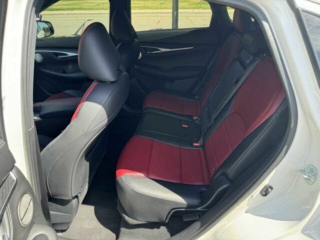 Білий Інфініті КХ, об'ємом двигуна 2 л та пробігом 21 тис. км за 11700 $, фото 10 на Automoto.ua