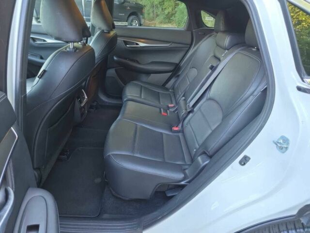 Білий Інфініті КХ, об'ємом двигуна 2 л та пробігом 11 тис. км за 10300 $, фото 13 на Automoto.ua