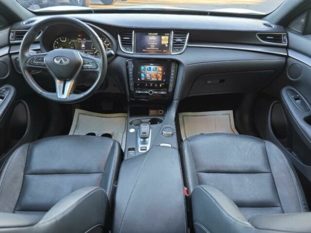 Білий Інфініті КХ, об'ємом двигуна 2 л та пробігом 11 тис. км за 10300 $, фото 8 на Automoto.ua