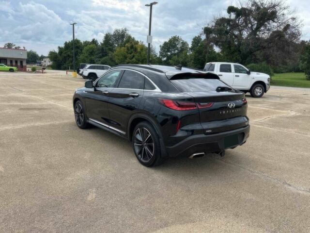 Черный Инфинити КХ, объемом двигателя 2 л и пробегом 12 тыс. км за 10300 $, фото 5 на Automoto.ua