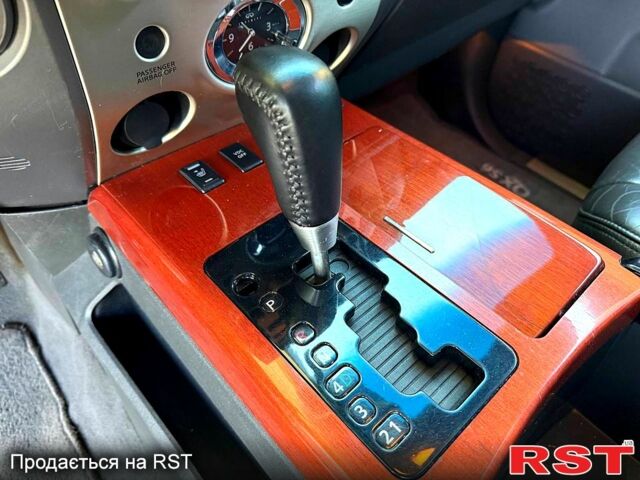 Инфинити КХ, объемом двигателя 5.6 л и пробегом 200 тыс. км за 8700 $, фото 6 на Automoto.ua