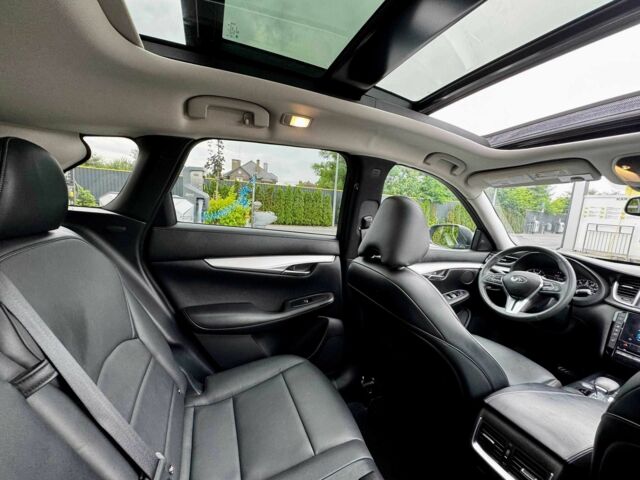 Синій Інфініті КХ, об'ємом двигуна 2 л та пробігом 108 тис. км за 16900 $, фото 19 на Automoto.ua