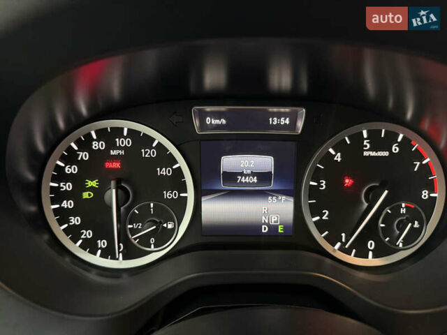 Белый Инфинити QX30, объемом двигателя 1.99 л и пробегом 74 тыс. км за 20900 $, фото 9 на Automoto.ua