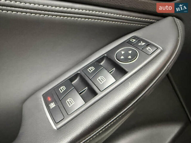 Белый Инфинити QX30, объемом двигателя 1.99 л и пробегом 74 тыс. км за 20900 $, фото 13 на Automoto.ua