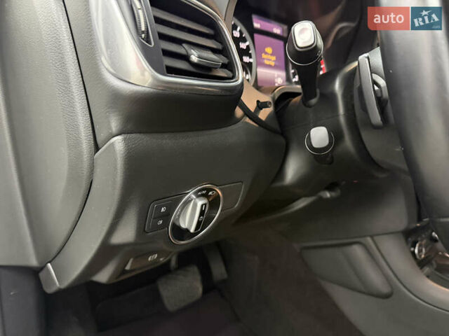 Белый Инфинити QX30, объемом двигателя 1.99 л и пробегом 74 тыс. км за 20900 $, фото 14 на Automoto.ua