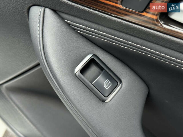 Белый Инфинити QX30, объемом двигателя 2 л и пробегом 87 тыс. км за 18199 $, фото 34 на Automoto.ua