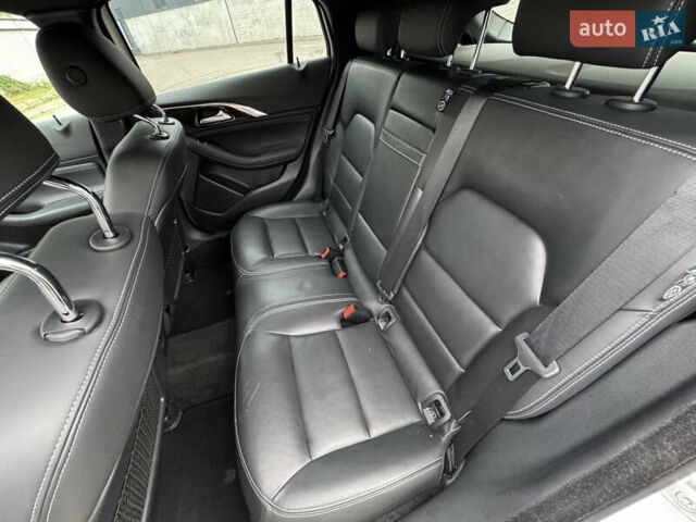 Белый Инфинити QX30, объемом двигателя 2 л и пробегом 87 тыс. км за 18199 $, фото 28 на Automoto.ua