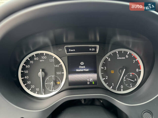 Белый Инфинити QX30, объемом двигателя 2 л и пробегом 87 тыс. км за 18199 $, фото 19 на Automoto.ua