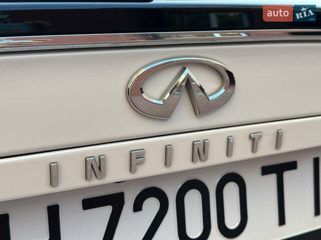 Белый Инфинити QX30, объемом двигателя 1.99 л и пробегом 74 тыс. км за 22800 $, фото 31 на Automoto.ua