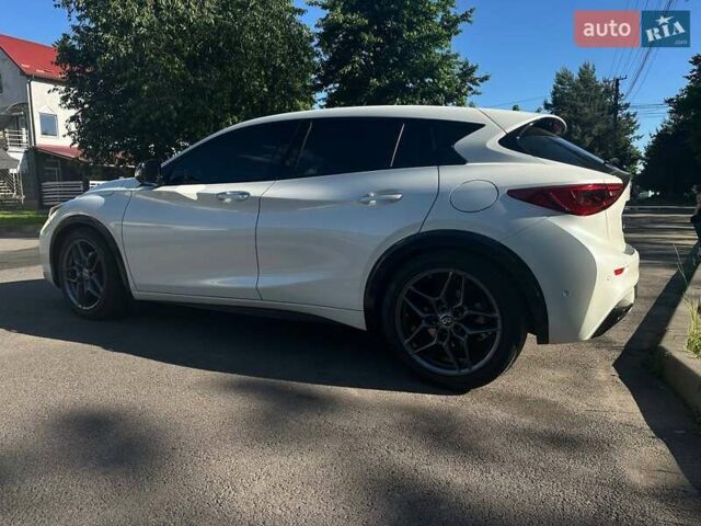 Белый Инфинити QX30, объемом двигателя 1.99 л и пробегом 48 тыс. км за 22700 $, фото 12 на Automoto.ua