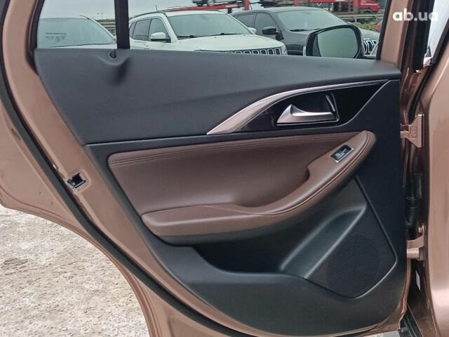 Бежевый Инфинити QX30, объемом двигателя 2 л и пробегом 103 тыс. км за 21750 $, фото 47 на Automoto.ua