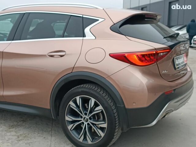 Бежевый Инфинити QX30, объемом двигателя 2 л и пробегом 103 тыс. км за 21750 $, фото 6 на Automoto.ua