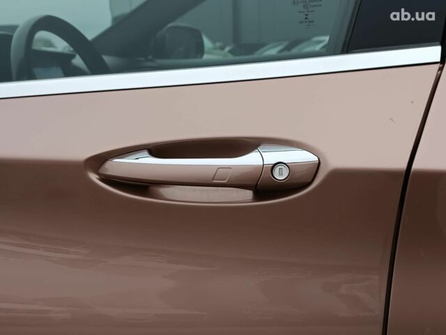 Бежевый Инфинити QX30, объемом двигателя 2 л и пробегом 103 тыс. км за 21750 $, фото 20 на Automoto.ua