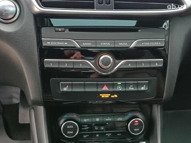 Бежевый Инфинити QX30, объемом двигателя 2 л и пробегом 103 тыс. км за 21750 $, фото 28 на Automoto.ua