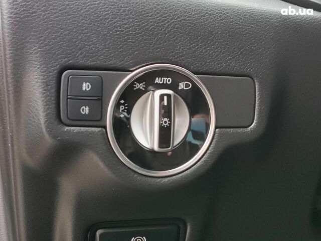 Бежевый Инфинити QX30, объемом двигателя 2 л и пробегом 103 тыс. км за 21750 $, фото 24 на Automoto.ua