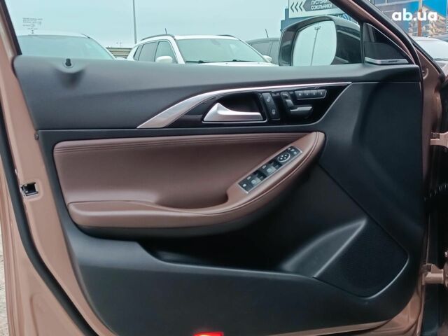 Бежевый Инфинити QX30, объемом двигателя 2 л и пробегом 103 тыс. км за 21750 $, фото 21 на Automoto.ua