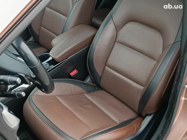 Бежевый Инфинити QX30, объемом двигателя 2 л и пробегом 103 тыс. км за 21750 $, фото 35 на Automoto.ua