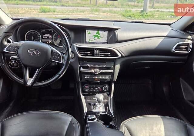 Бежевый Инфинити QX30, объемом двигателя 1.99 л и пробегом 130 тыс. км за 20500 $, фото 10 на Automoto.ua