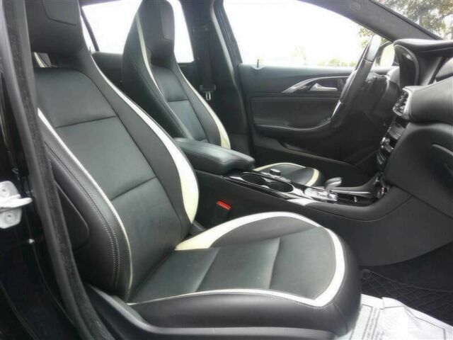 Черный Инфинити QX30, объемом двигателя 2 л и пробегом 70 тыс. км за 13580 $, фото 9 на Automoto.ua