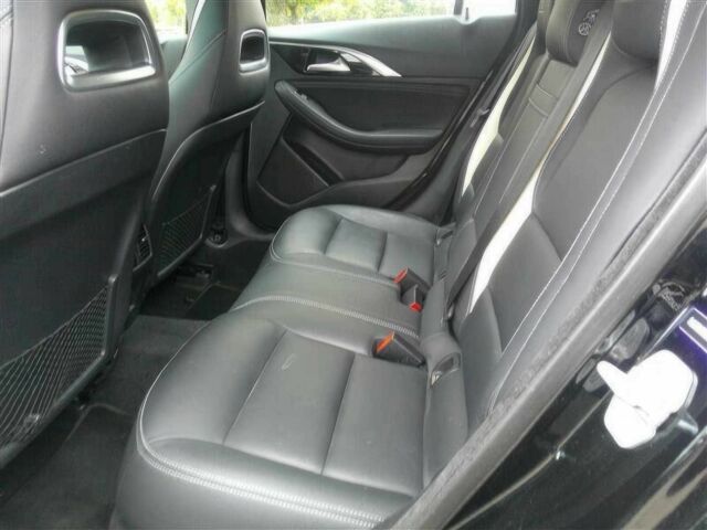 Черный Инфинити QX30, объемом двигателя 2 л и пробегом 70 тыс. км за 13580 $, фото 11 на Automoto.ua