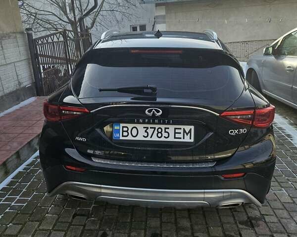Черный Инфинити QX30, объемом двигателя 1.99 л и пробегом 265 тыс. км за 16800 $, фото 3 на Automoto.ua